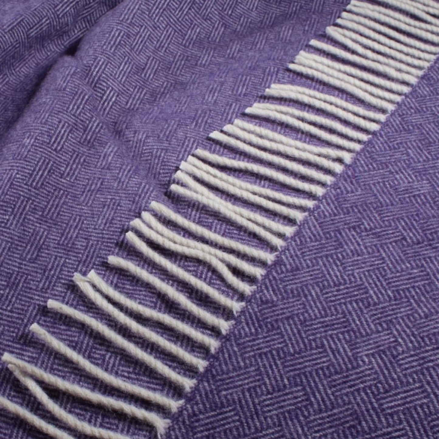 100% Lambswool Diamond Border Blanket -  Heather Purple