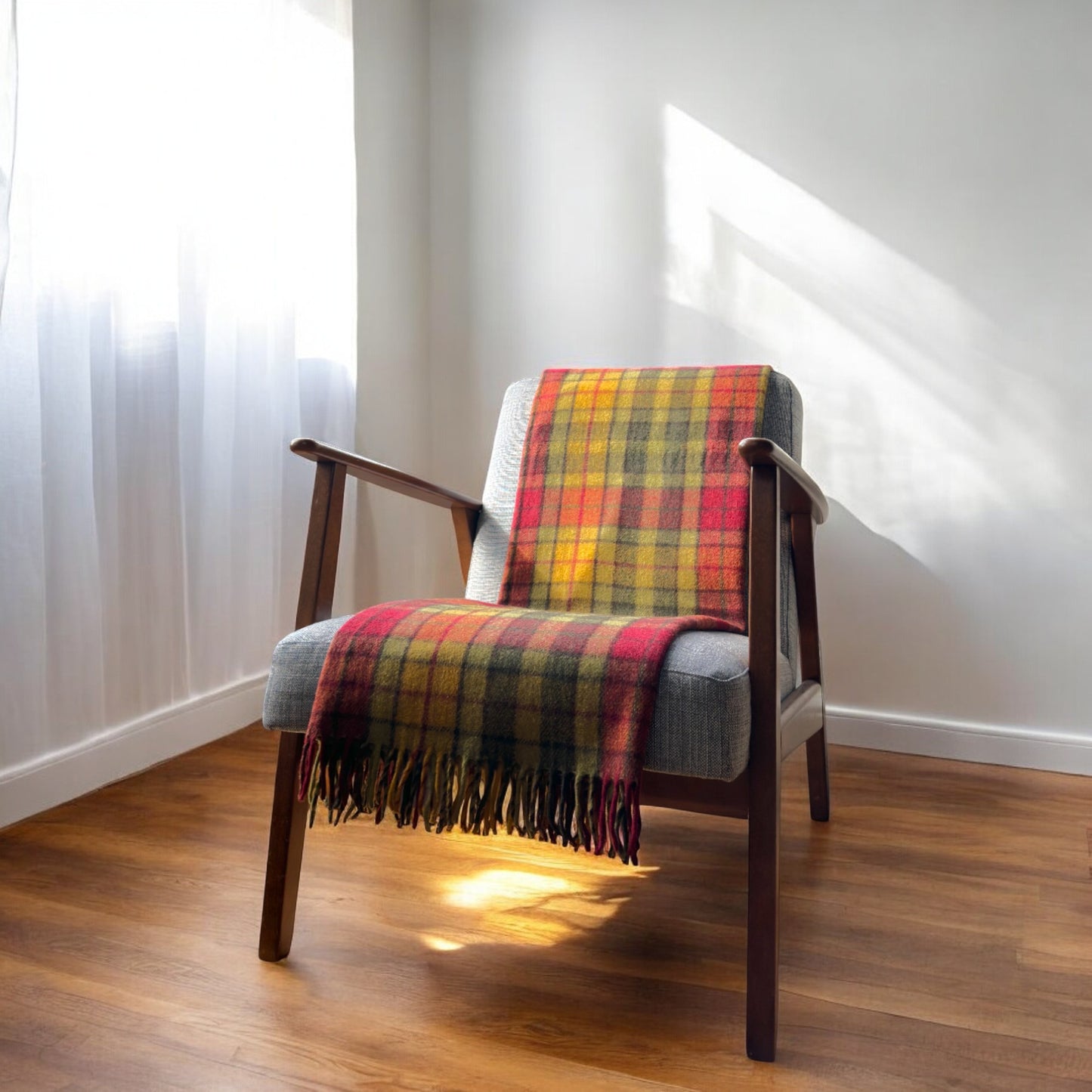 100% Recycled Wool Tartan Knee Blanket