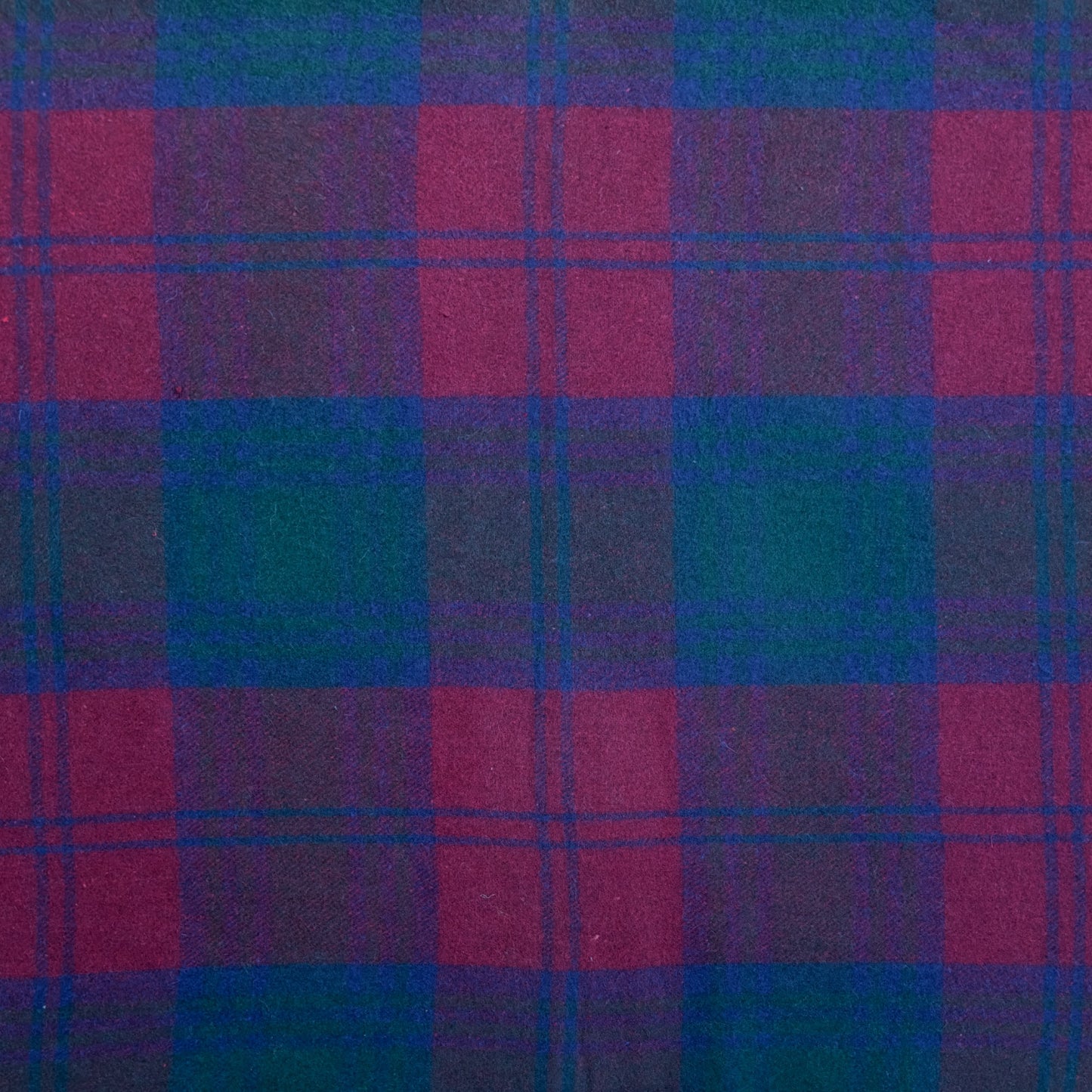 Lindsay - 100% Recycled Wool Tartan Knee Blanket
