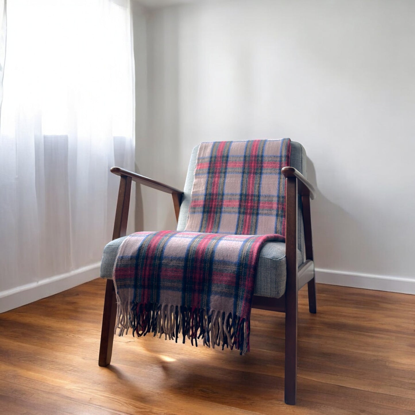 100% Recycled Wool Tartan Knee Blanket
